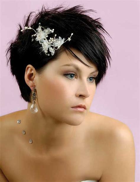 Pixie Cut short hair styles for prom