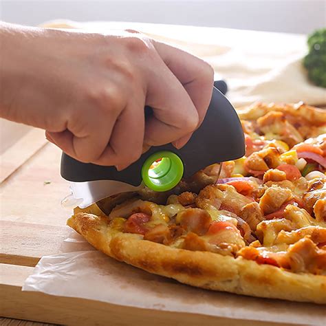 Pizza Cutter Guard