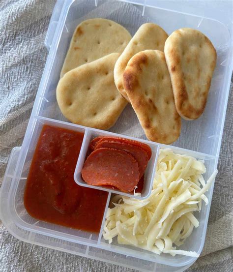 Pizza Lunchables Cal