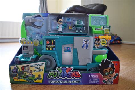 pj masks romeo's lab playset