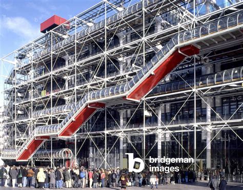 place georges pompidou 75004 paris