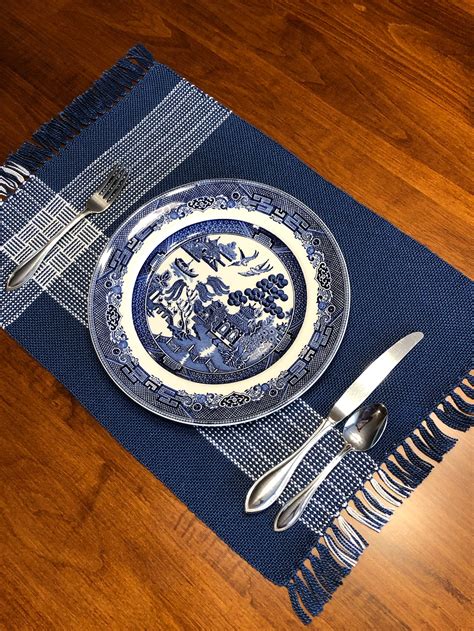 placemats blue and white