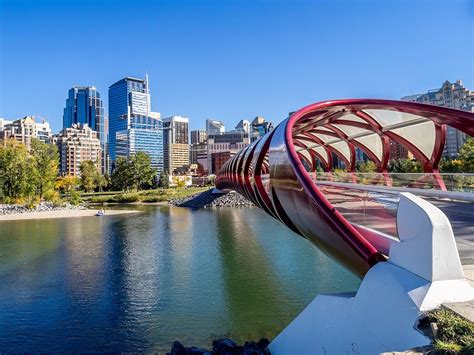 places in calgary to visit