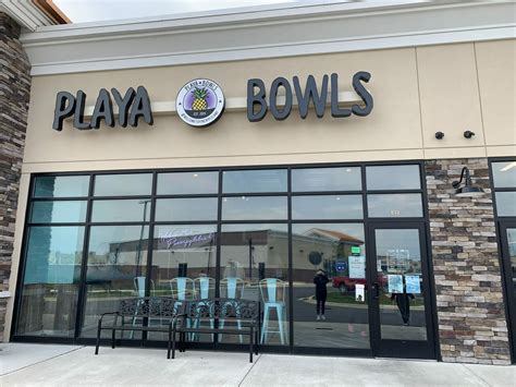 places like playa bowls near me delivery