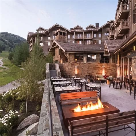 places to stay for yellowstone