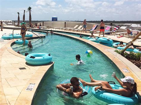 places to stay in gulf shores with lazy river