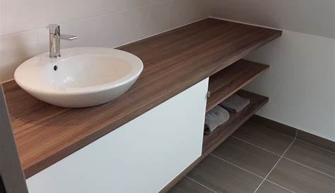 Plan de travail salle de bain en bois pour tous les styles