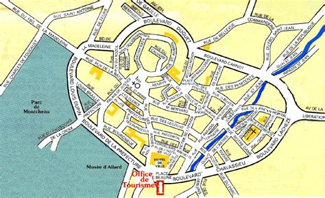 Rue de la PRÉFECTURE Montbrison