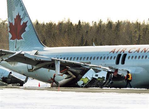 plane crash air canada