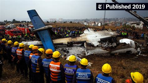 plane crashes today 12 died