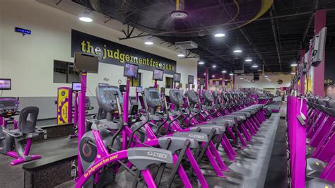 planet fitness cantonment fl