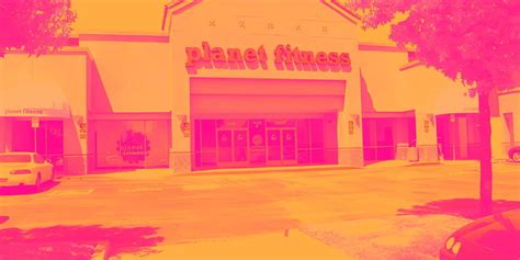 planet fitness yahoo finance