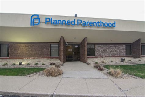 planned parenthood locations near me