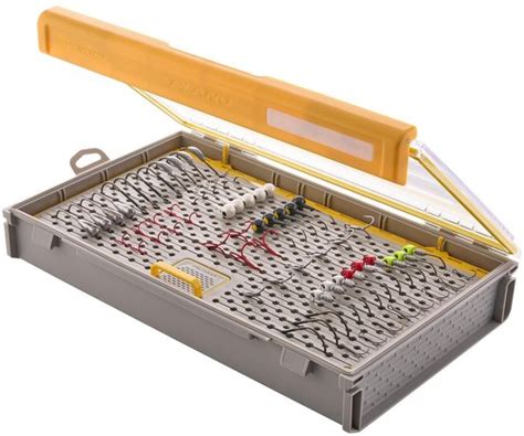 Plano Edge 3700 Hook Box