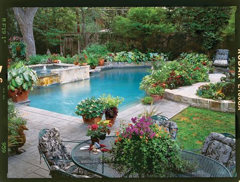 Landscaping Ideas for Pool Areas Pictures