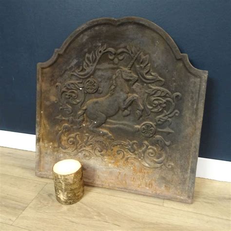 Les Plaques De Cheminée, Un Accessoire Indispensable