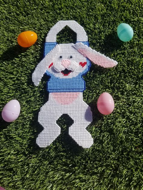 Easter Bunny Stack Wall HangingHappy EasterPlastic Canvas Pattern or