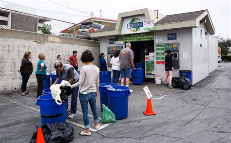 plastic bottles recycling centers