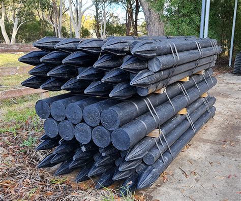 Plastic Fencing And Posts