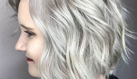 Platinum Blonde Short Bob Hairstyles 2020 Popular With Exposed Roots