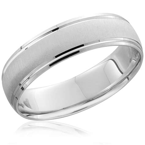 Hidden Diamond Men's Wedding Ring in Platinum (7mm)