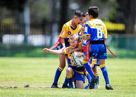 play junior rugby league
