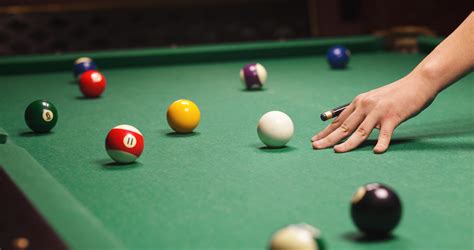 Play Pool Billiards