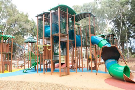 playgrounds in adelaide city