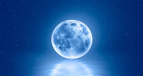pleine lune bleue 2023
