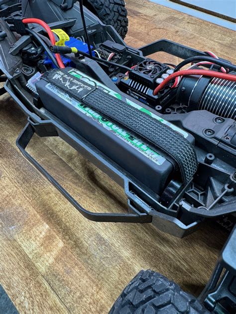 Buy Yowoo 4S 14.8V 6000mAh 100C Lipo Battery with XT90 Plug Graphene