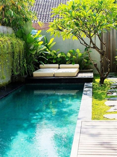 Small Backyard Plunge Pool Enjoy A Refreshing Dip In Your Own Backyard