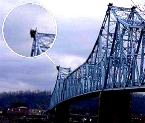 point pleasant bridge collapse mothman