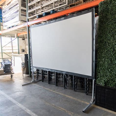 poland av projector screen