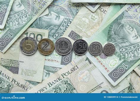 poland money to peso