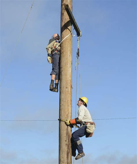 pole top rescue training