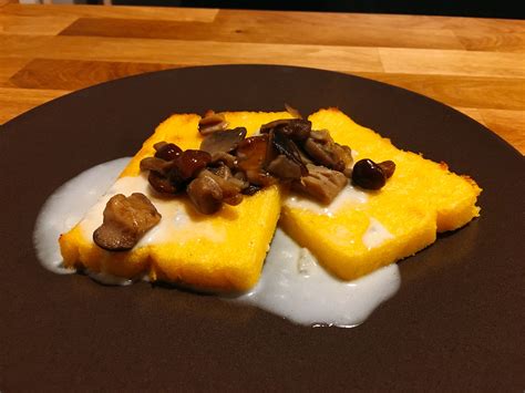 polenta avanzata al forno con formaggio
