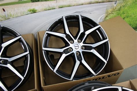 polestar 19 inch wheels