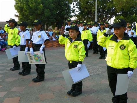 policía cívica infantil y juvenil