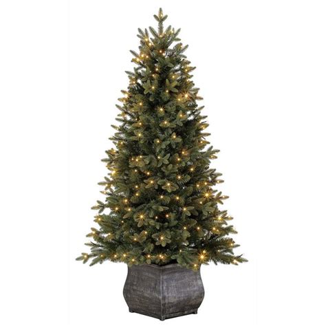Polygroup Aspen Artificial Christmas Tree