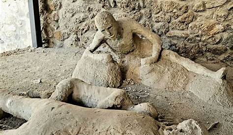 Pompeii City Remains Archaeologists Excavate Wellpreserved Human And
