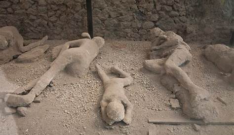 Pompeii People Running From The Law & Herculaneum