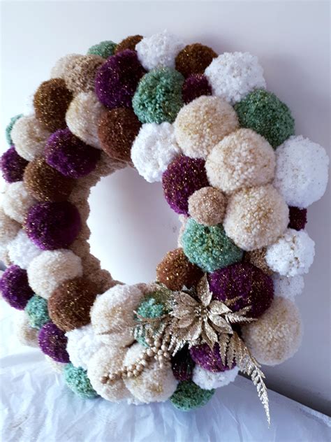 How To Make Your Own Pompom Christmas Tree Christmas wreath craft