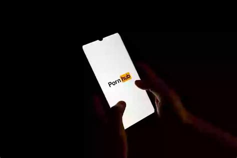 ponrhub chasing onlyfans 12