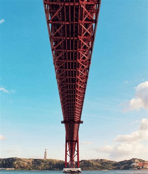 ponte 25 de abril altura