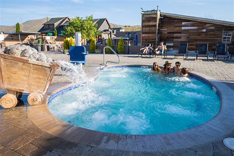 pool carson nude children