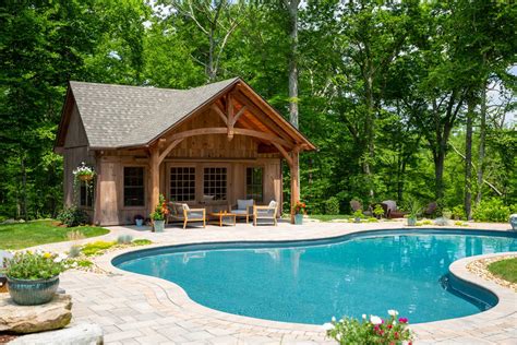 Pool House Ct
