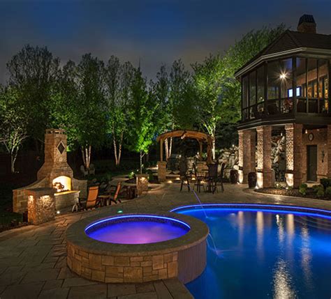 pool perimeter lighting