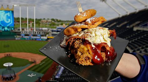 popular foods at baseball stadiums
