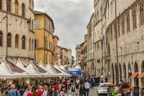 population of perugia italy