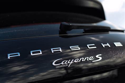 Porsche Cayenne picture 33 of 37, Emblem / Logo, MY 2004